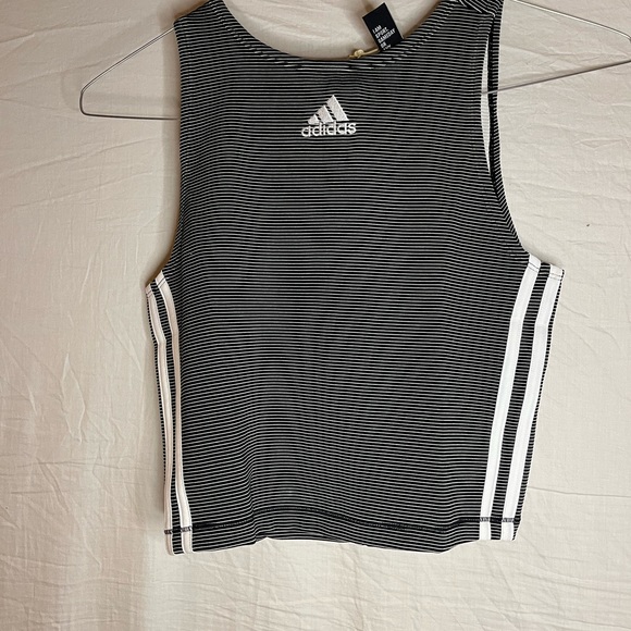 adidas crop top! - Picture 2 of 3